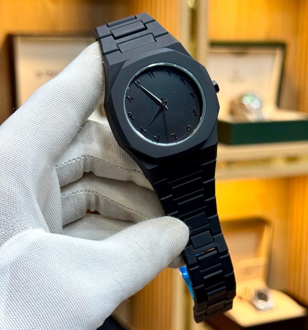 Full Black Aura Quartz Watch – Sleek, Lightweight & Premium Analog Timepiece for Men
